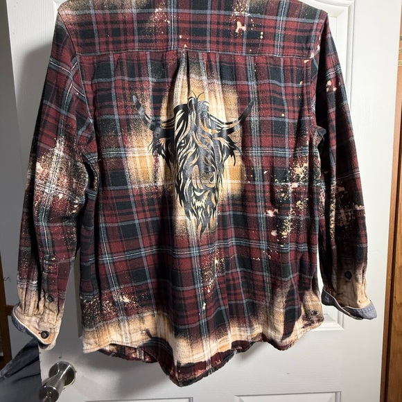 Women bleached Red Plaid Shirt Highlander cow - Picture 2 of 4